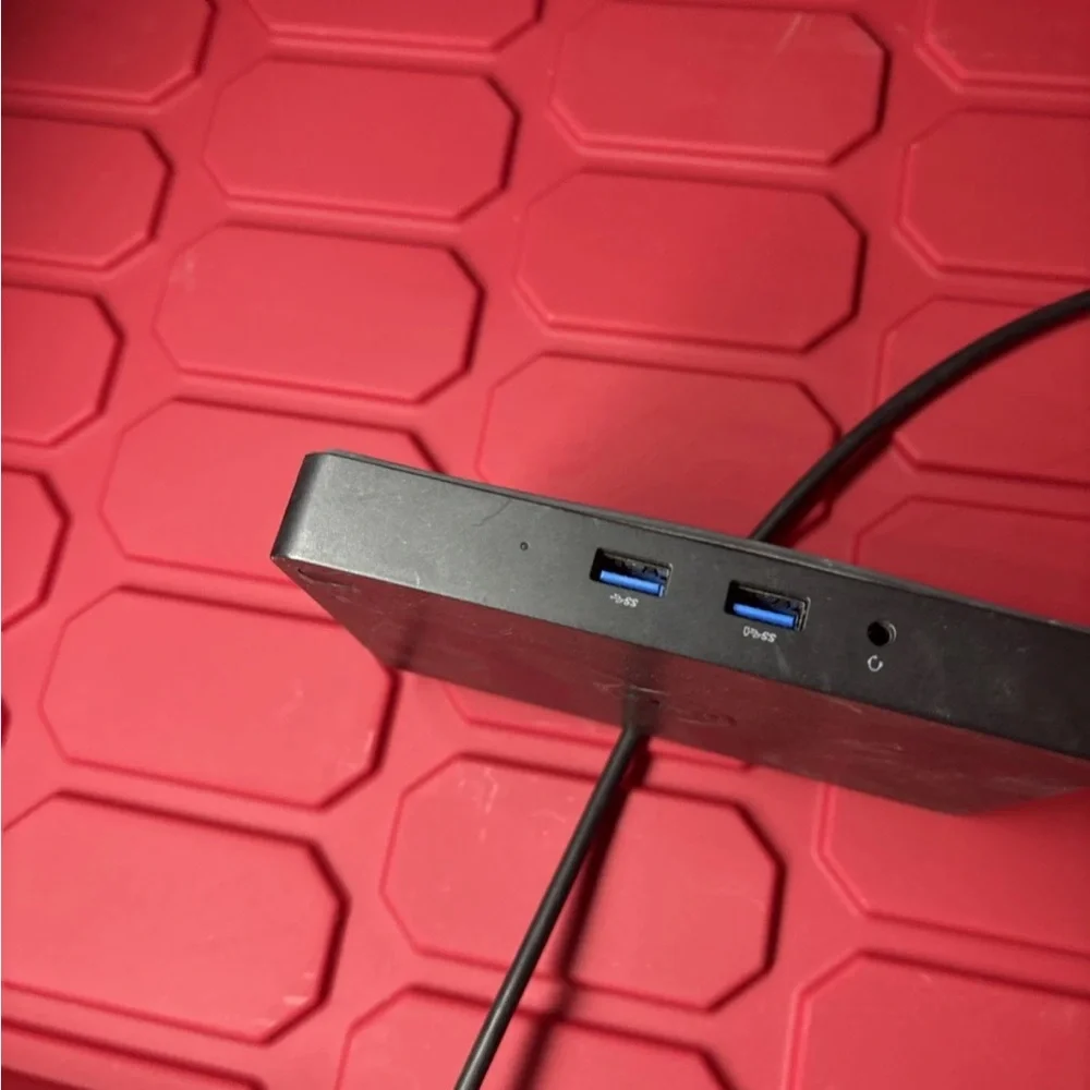 DELL WD15 K17A 05FDDV USB-C Docking Station K17A001 HDMI -NO POWER ADAPTER